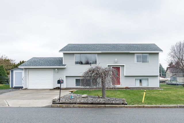 1206 S Best Rd, Veradale, WA 99037