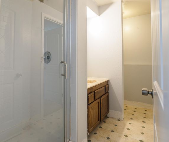 1206 S Best Rd, Veradale, WA 99037