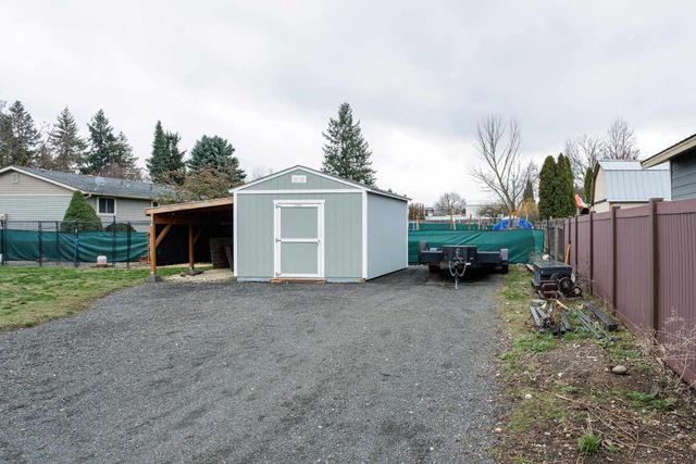 1206 S Best Rd, Veradale, WA 99037