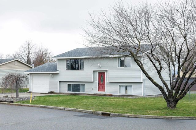 1206 S Best Rd, Veradale, WA 99037