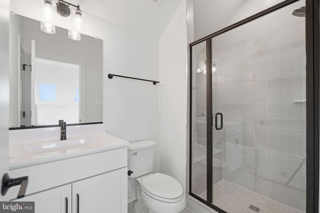 10235 DALMATIAN ST, Rockville, MD 20850