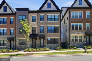 10235 DALMATIAN ST, Rockville, MD 20850
