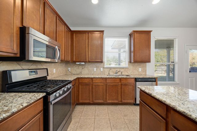 20224 Stanley Robin LN, Pflugerville, TX 78660