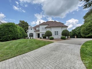 12401 Three Lakes Drive, Charlotte, NC 28277