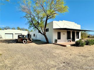 3863 W Third Avenue, Yucca, AZ 86438