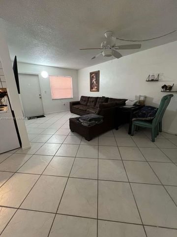 1747 Rodman Street 309, Hollywood, FL 33020