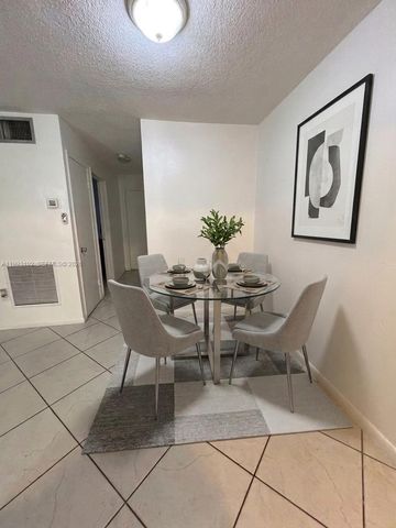 1747 Rodman Street 309, Hollywood, FL 33020