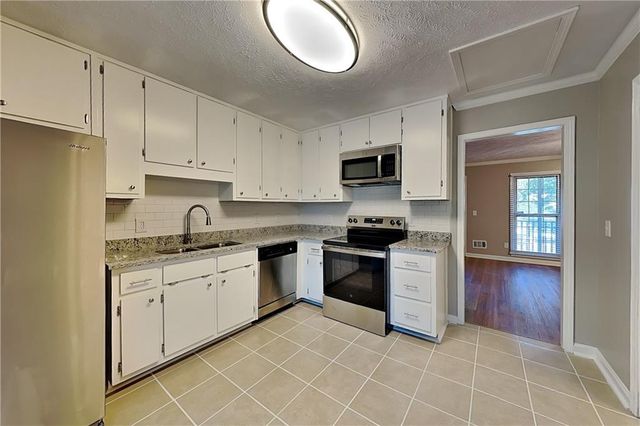 1469 Millstream Trail, Lawrenceville, GA 30044