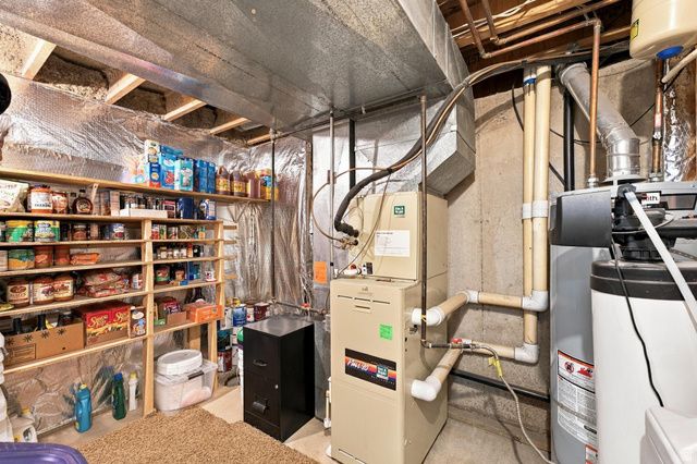 1886 S DAHL LN, Syracuse, UT 84075