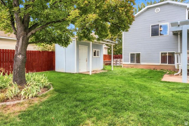 1886 S DAHL LN, Syracuse, UT 84075