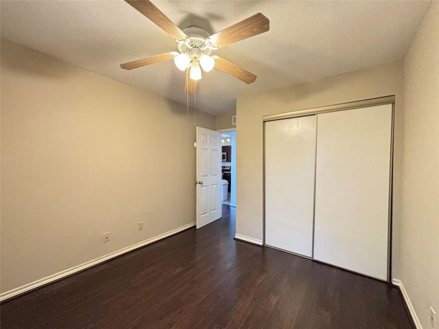 8020 Braesmain Drive 1604, Houston, TX 77025