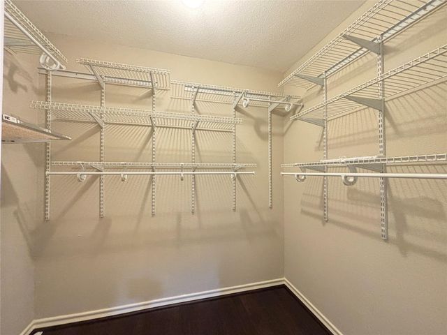 8020 Braesmain Drive 1604, Houston, TX 77025