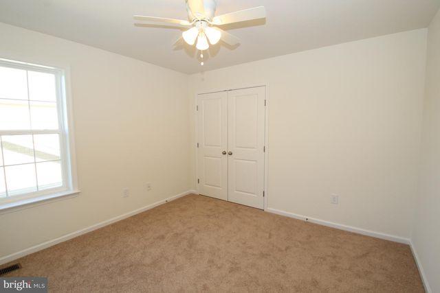 3 BUTTONWOOD AVE, New Castle, DE 19720