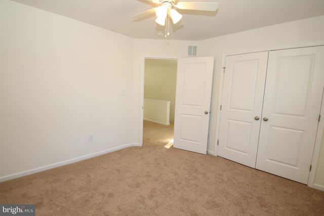 3 BUTTONWOOD AVE, New Castle, DE 19720