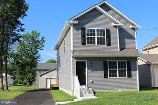 3 BUTTONWOOD AVE, New Castle, DE 19720
