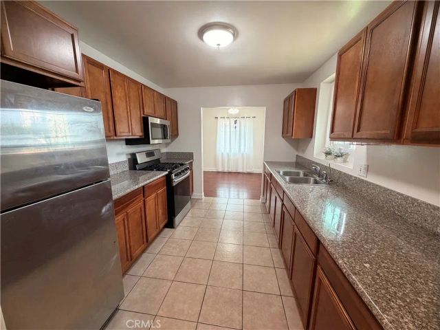 10202 Doty, Inglewood, CA 90303
