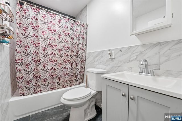 63 Linden Avenue, Irvington, NJ 07111