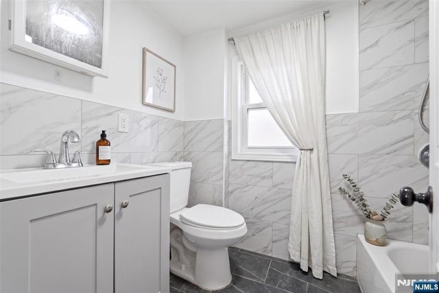 63 Linden Avenue, Irvington, NJ 07111