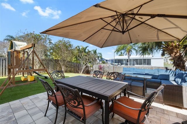 2582 NORTHFIELD LANE, Clearwater, FL 33761