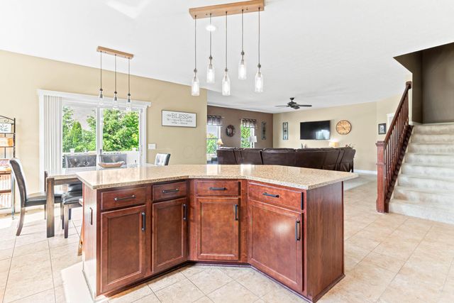 1356 Scotsman Drive, Grove City, OH 43123