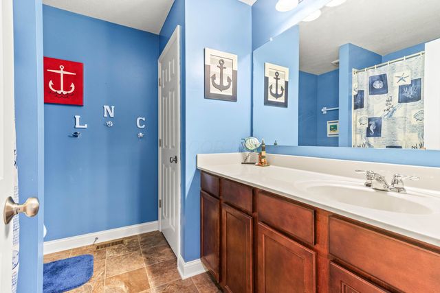 1356 Scotsman Drive, Grove City, OH 43123