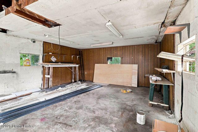 2310 Franklin Ave, Louisville, KY 40216