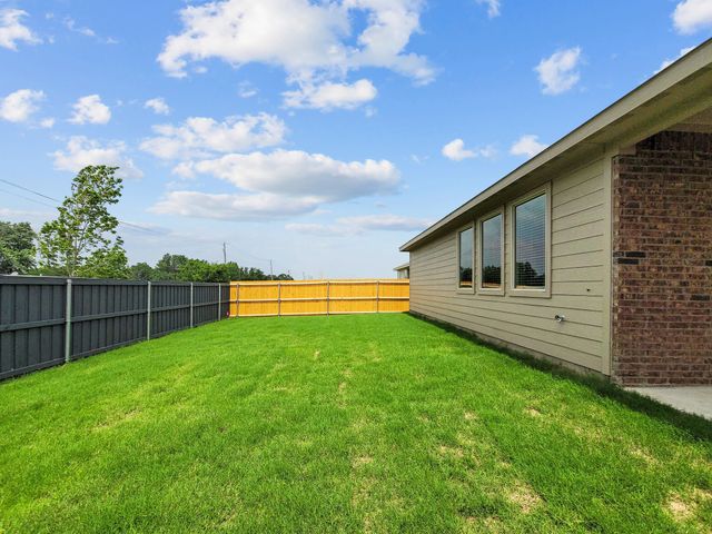 1100 Flameleaf Drive, Princeton, TX 75407