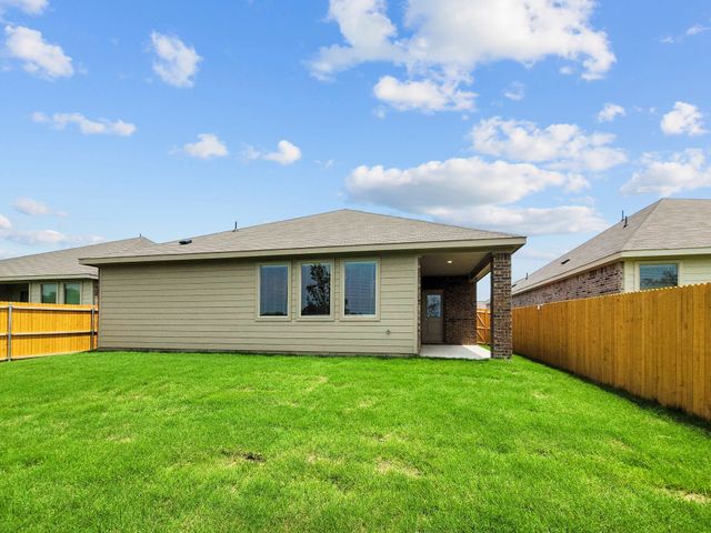 1100 Flameleaf Drive, Princeton, TX 75407