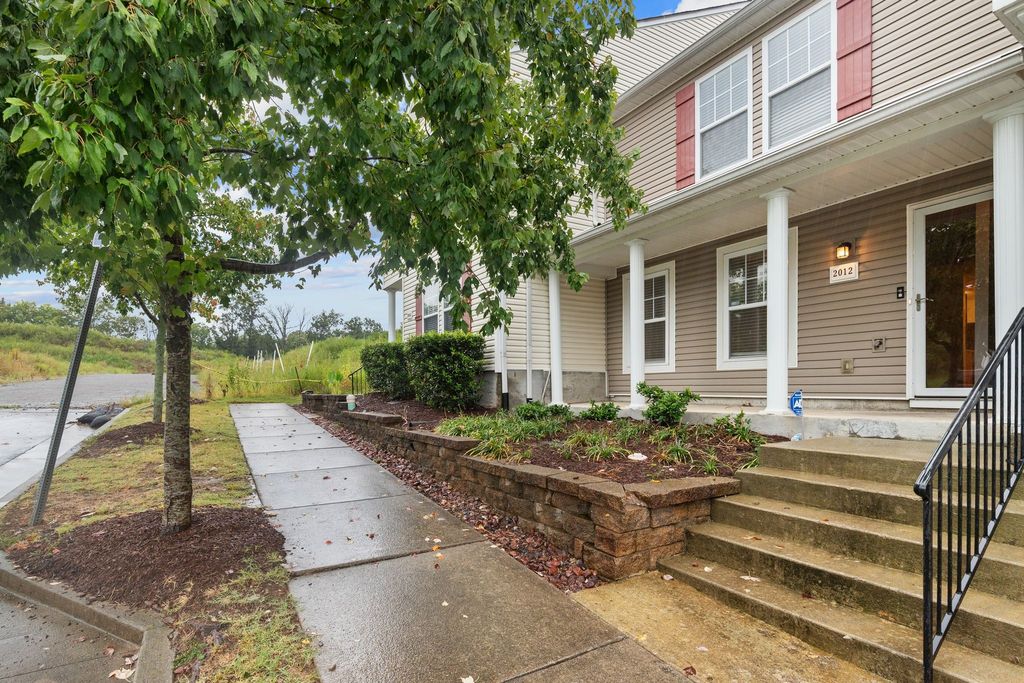 2012 Ethan Ln, Antioch, TN 37013