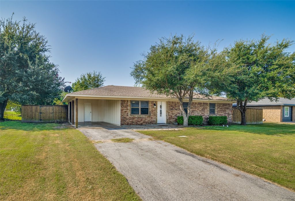380 E Ohio Street, Van, TX 75790