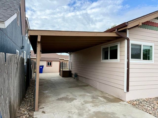 1006 4th St, Greeley, CO 80631