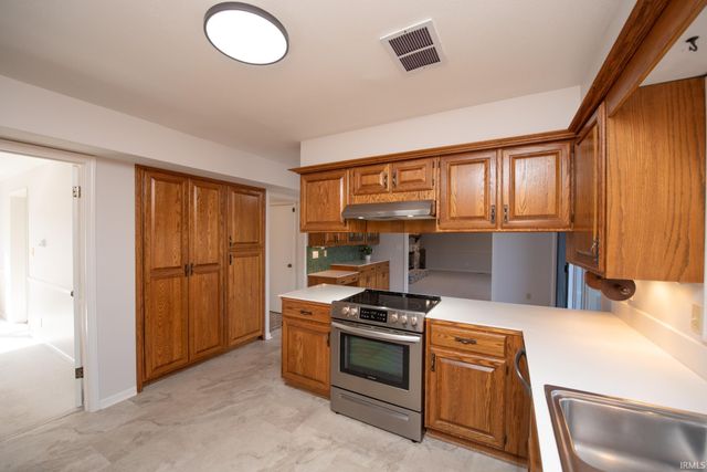 4120 Black Forest Lane, West Lafayette, IN 47906