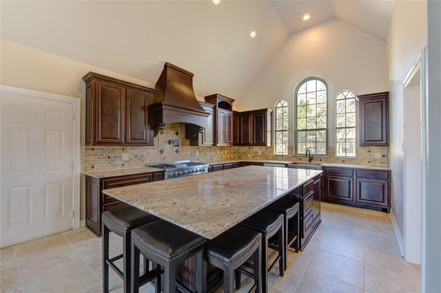 5023 Waterbeck Street, Fulshear, TX 77441