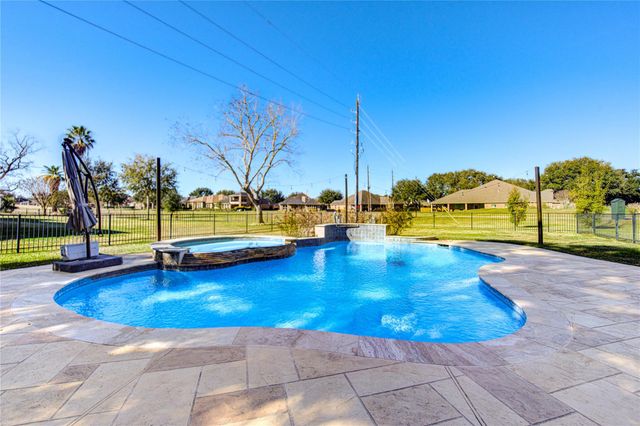 5023 Waterbeck Street, Fulshear, TX 77441