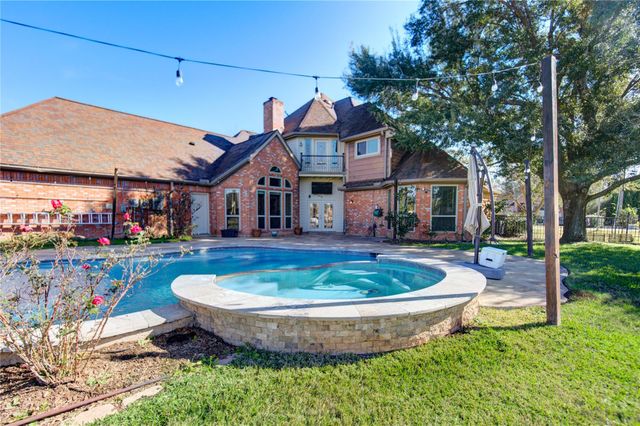 5023 Waterbeck Street, Fulshear, TX 77441