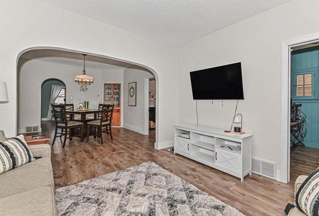 2009 S 77th STREET, West Allis, WI 53219