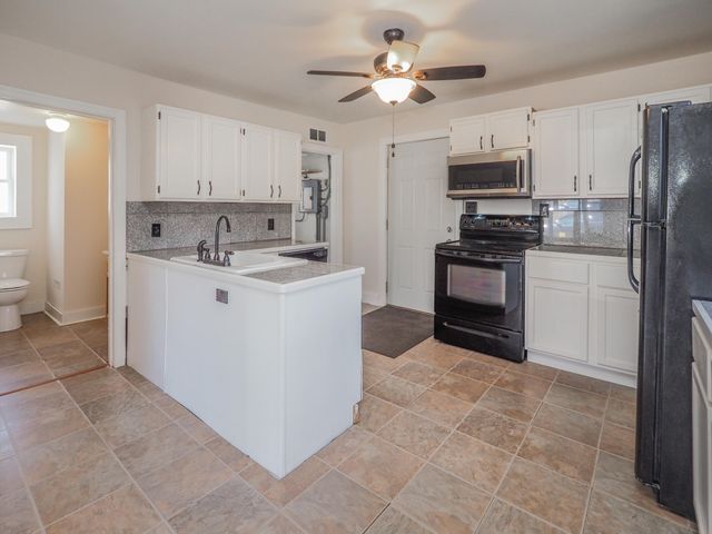 210 Cedar Street, Paw Paw, MI 49079