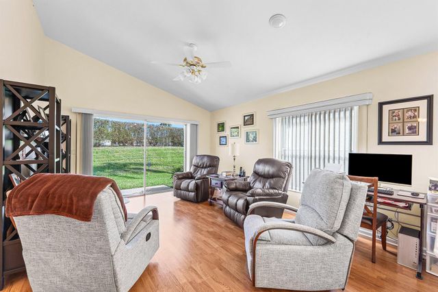 5097 Robino Circle, West Palm Beach, FL 33417