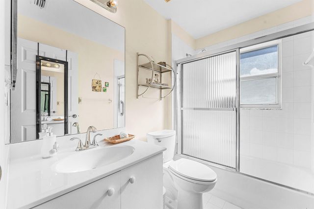 5097 Robino Circle, West Palm Beach, FL 33417