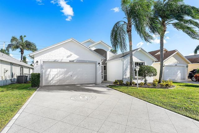 5097 Robino Circle, West Palm Beach, FL 33417