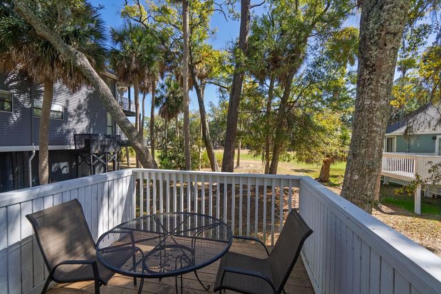 429 Sea Cloud Circle, Edisto Island, SC 29438