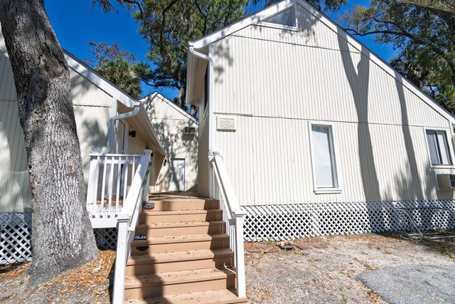 429 Sea Cloud Circle, Edisto Island, SC 29438
