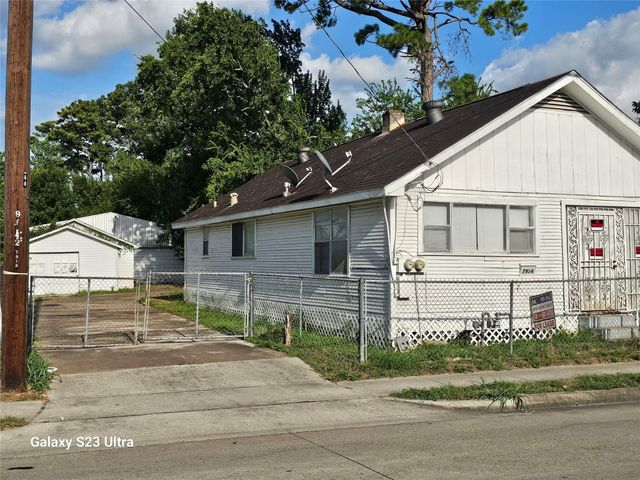 7914 Lockwood Drive, Houston, TX 77016