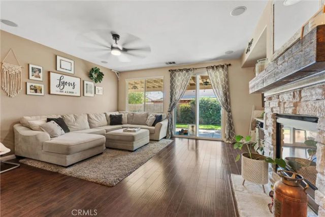 43830 Elena Ct., Lancaster, CA 93536