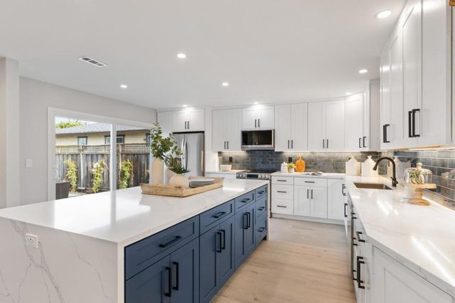 303 Filbert Street, Half Moon Bay, CA 94019