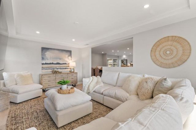 303 Filbert Street, Half Moon Bay, CA 94019