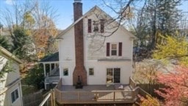 21 Edwards St, Southbridge, MA 01550
