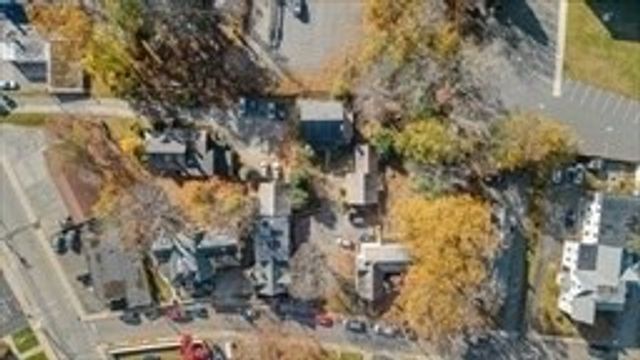 21 Edwards St, Southbridge, MA 01550