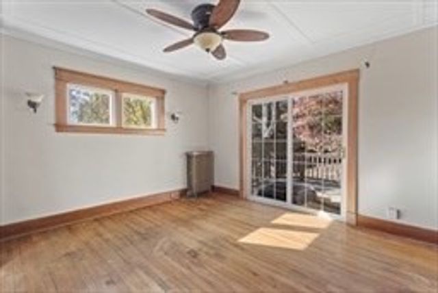 21 Edwards St, Southbridge, MA 01550