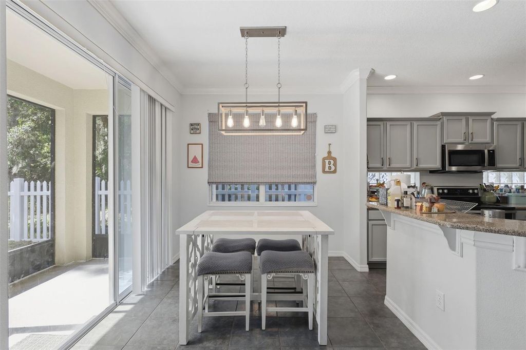 Image 14 of property listing at 9552 PICCADILLY SKY WAY, Orlando, FL 32827